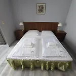 Nad Rzeka 3*