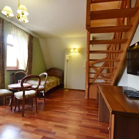 Nad Rzeka Oda ve Kahvaltı 3*