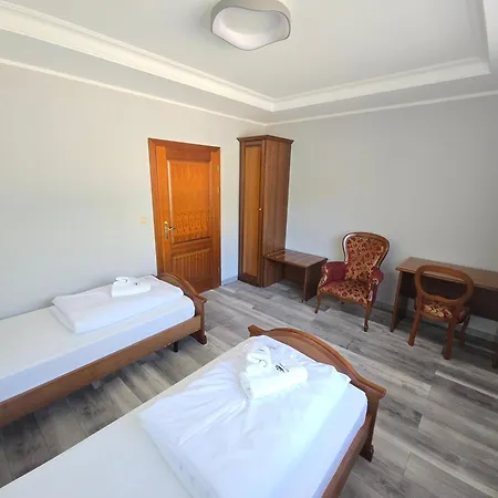 Bed & Breakfast Nad Rzeka 3*