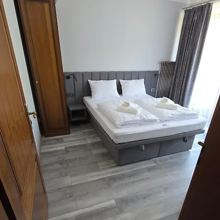 Nad Rzeka 3* فيسلا
