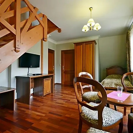 Nad Rzeka 4*